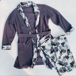 Boys robe and pajama bottoms